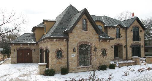 569 Fairview Ave., Glen Ellyn, IL 60137
