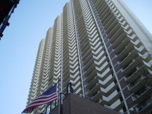 6033 N Sheridan Rd. #12E, Chicago, IL 60660