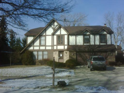 3940 Radcliffe Dr., Northbrook, IL 60062