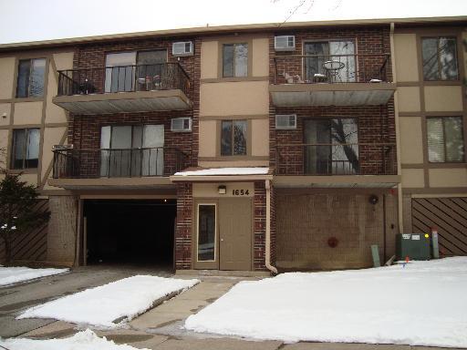 1654 Ishnala Dr. #102, Naperville, IL 60565