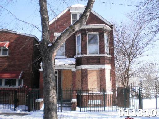 8327 S Brandon Ave., Chicago, IL 60617
