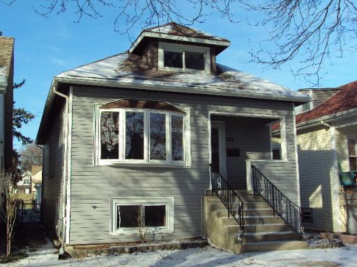 4142 N Meade Ave., Chicago, IL 60634