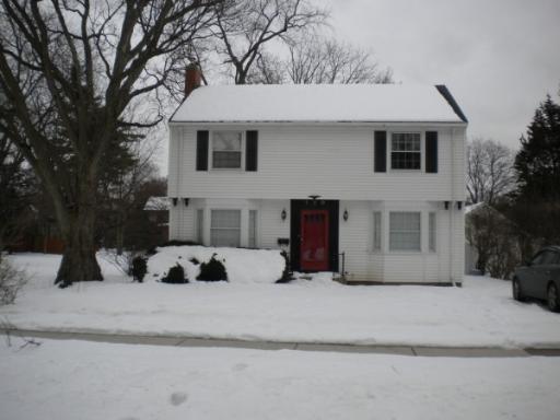 130 Ingleside Ave., Aurora, IL 60506