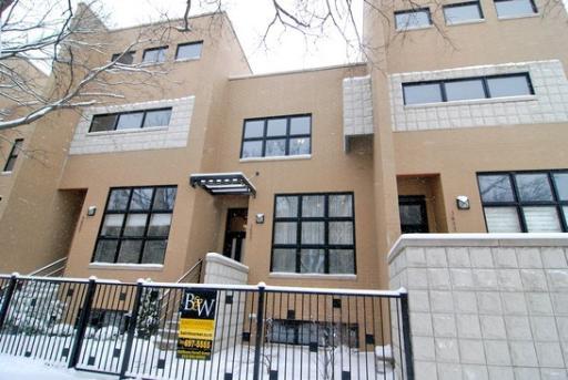 1413 N Leavitt St., Chicago, IL 60622