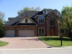 15W435 62nd St., Burr Ridge, IL 60527