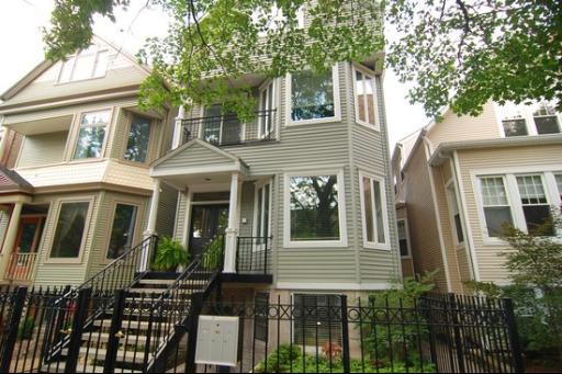 1714 W School St. #3, Chicago, IL 60657