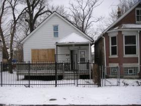 7418 S Maryland Ave., Chicago, IL 60619