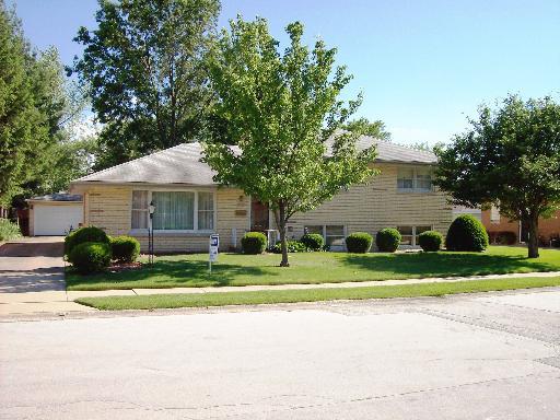 2345 184th Pl., Lansing, IL 60438