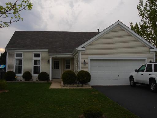436 Conestoga Tr., Cary, IL 60013