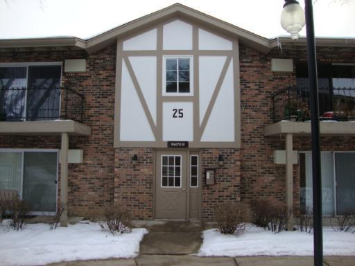 9S070 N Frontage Rd. #25-205, Willowbrook, IL 60527