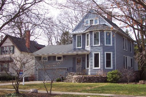 444 S Waiola Ave., La Grange, IL 60525