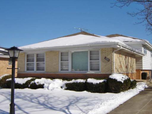 411 S Parkside Ave., Itasca, IL 60143