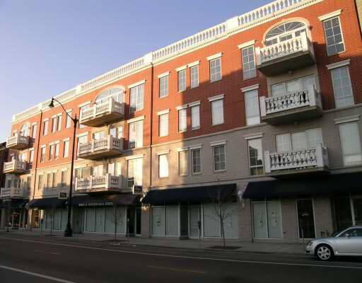 2762 N Lincoln Ave. #405, Chicago, IL 60614