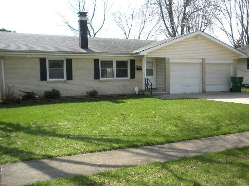 210 W Royal Dr., Dekalb, IL 60115