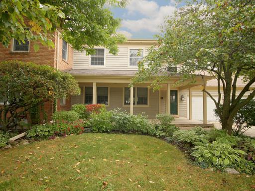498 River Bend Rd. #B, Naperville, IL 60540