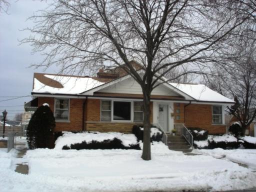8238 W Cornelia St., Chicago, IL 60634