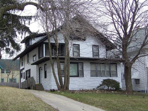 818 N Court St., Rockford, IL 61103