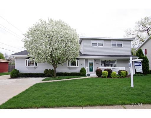 8709 S Sayre Ave., Oak Lawn, IL 60453