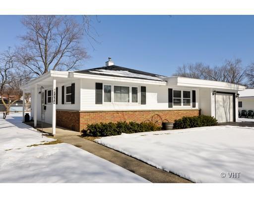 2204 Martin Ln., Rolling Meadows, IL 60008