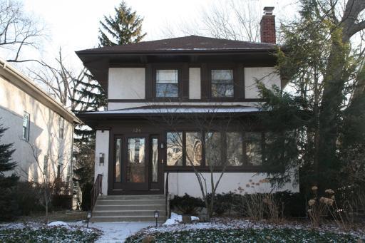 124 Woodbine Ave., Wilmette, IL 60091