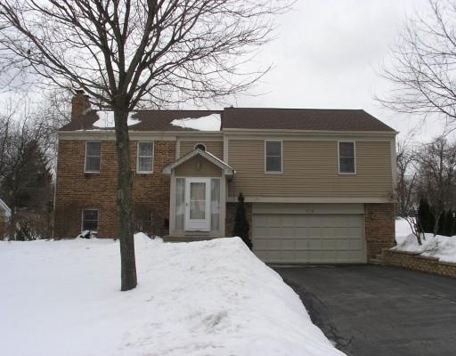 904 S Summit St., Barrington, IL 60010