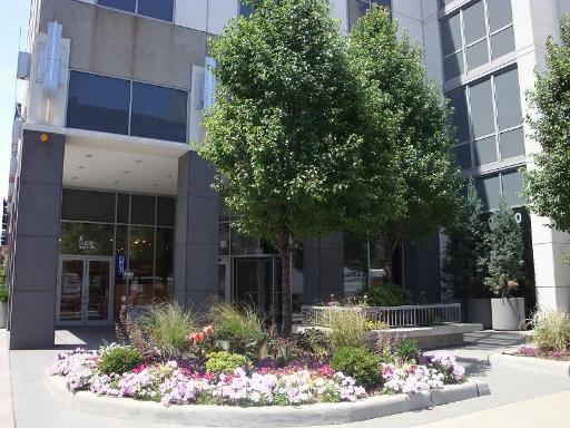 200 W Grand Ave. #704, Chicago, IL 60654