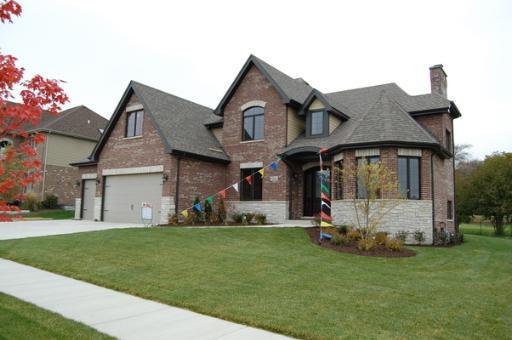 12614 Waterford Dr., Lemont, IL 60439