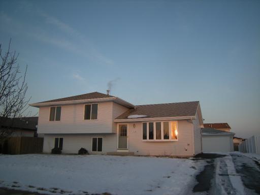 1712 Mandan Village Dr., Plainfield, IL 60544