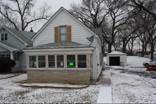 2842 Ridge Rd., Lansing, IL 60438