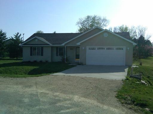 604 Sunset Dr., Polo, IL 61064