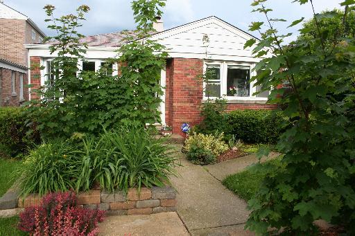 1411 N Pitner Ave., Evanston, IL 60201