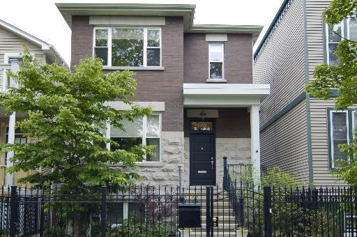 1941 W Oakdale St., Chicago, IL 60657