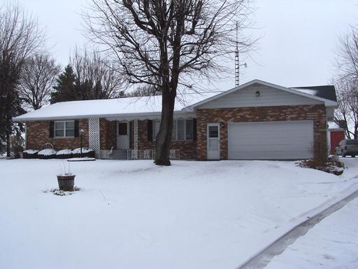 733 N 2853rd Rd., Utica, IL 61373