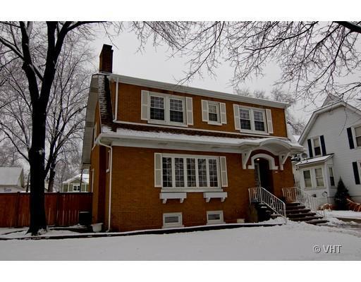 6826 N Oleander Ave., Chicago, IL 60631