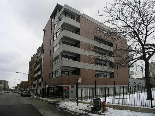 834 W Montrose #302, Chicago, IL 60613