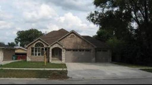 8433 S Lawler Ave., Burbank, IL 60459