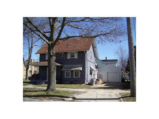 1202 10th St., Rockford, IL 61104