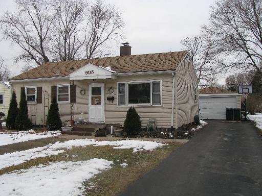 905 Barthelme Ave., Joliet, IL 60435