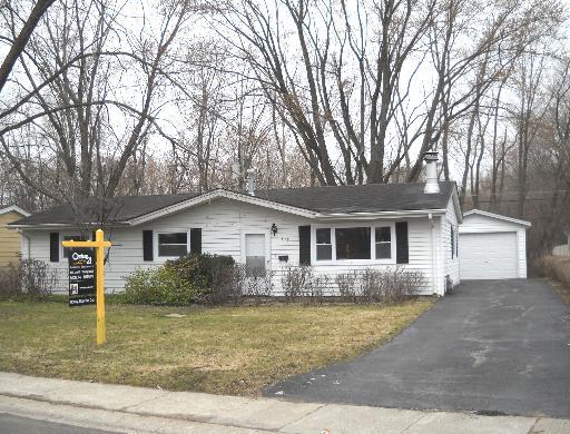 475 Willow Rd., Wauconda, IL 60084