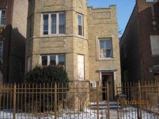 8041 S Paulina St., Chicago, IL 60620