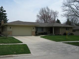 1602 Carlisle Ln., Dekalb, IL 60115