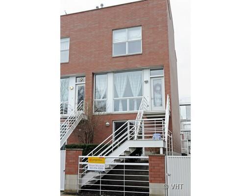 1763 W Wellington St. #-, Chicago, IL 60657
