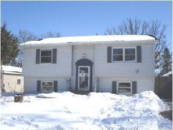 2912 Michael St., Wonder Lake, IL 60097