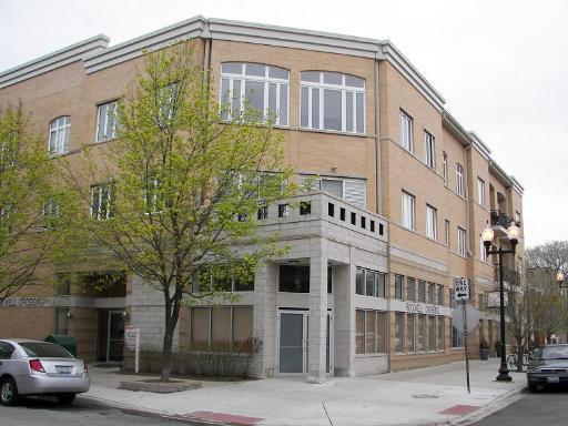 2555 W Leland #205, Chicago, IL 60625