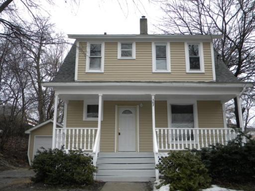367 Ann St., Elgin, IL 60120