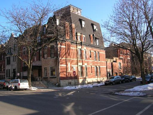 525 W Armitage Ave., Chicago, IL 60614