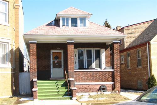 6837 S Washtenaw Ave., Chicago, IL 60629