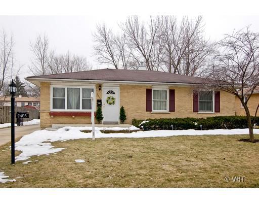2405 Cedar St., Rolling Meadows, IL 60008
