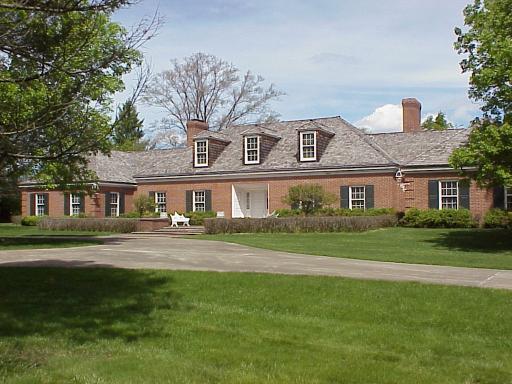 546 W Oak Knoll Rd., Barrington Hills, IL 60010