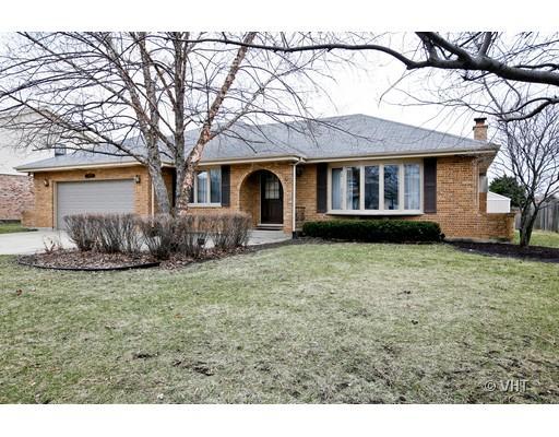 20W428 Camder Dr., Downers Grove, IL 60516